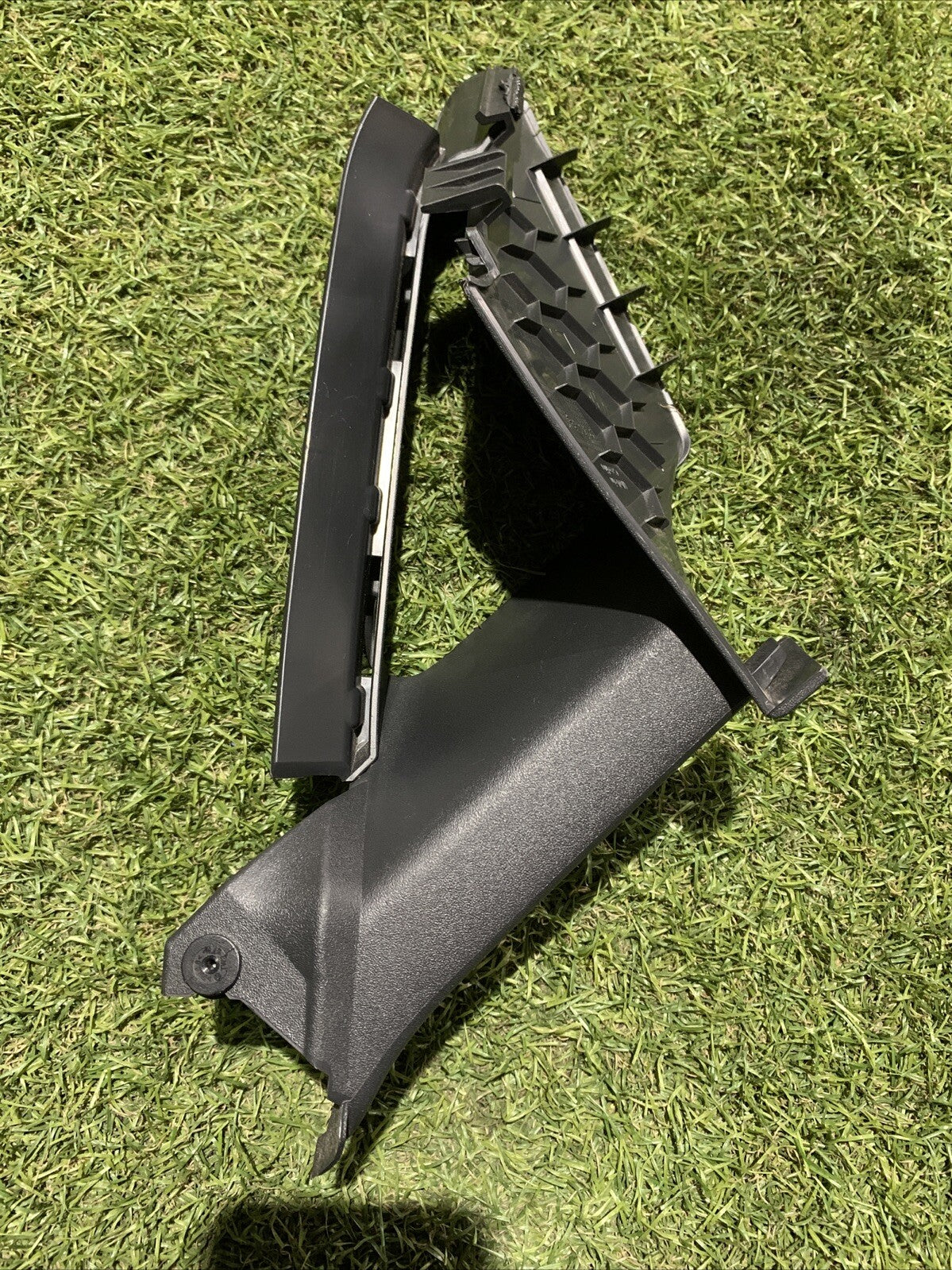 5H0868143 MODANATURA RIVESTIMENTO MONTANTE ANTERIORE SINISTRO VOLKSWAGEN GOLF 8