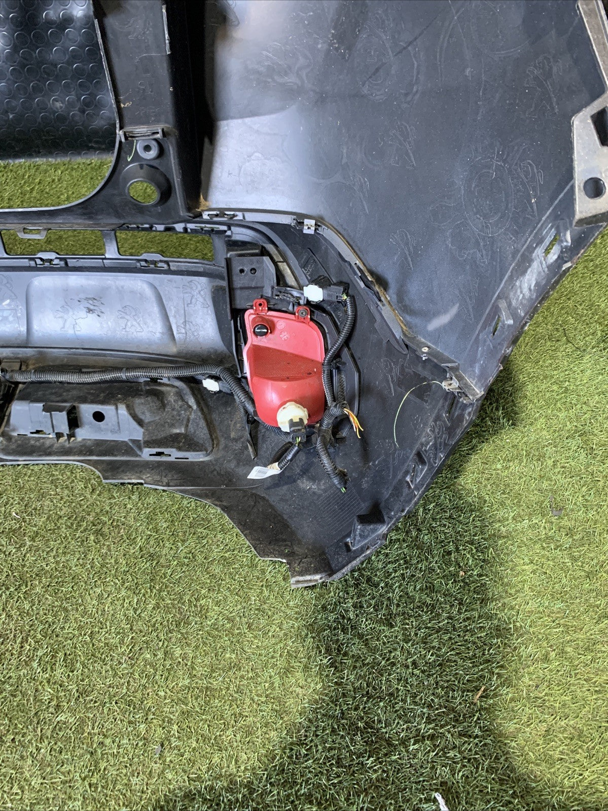 Paraurti Posteriore Peugeot 3008 Dal 2016 9811865077