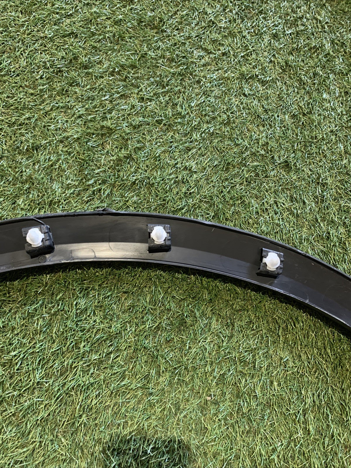 Modanatura Archetto Ruota Anteriore Sinistro Volkswagen T-roc 2GA854731C (2)