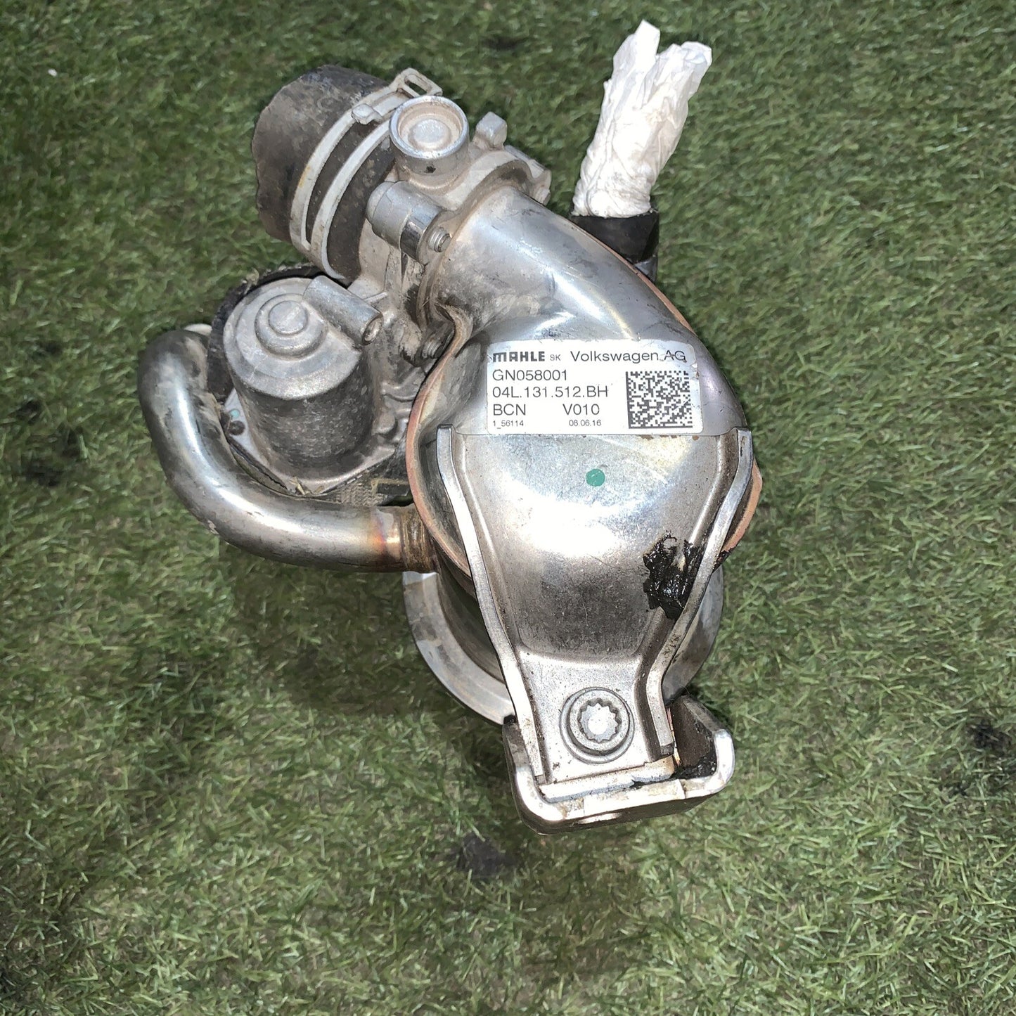 Scambiatore EGR Volkswagen T-Roc 2017 1.6 diesel 04L131512BH