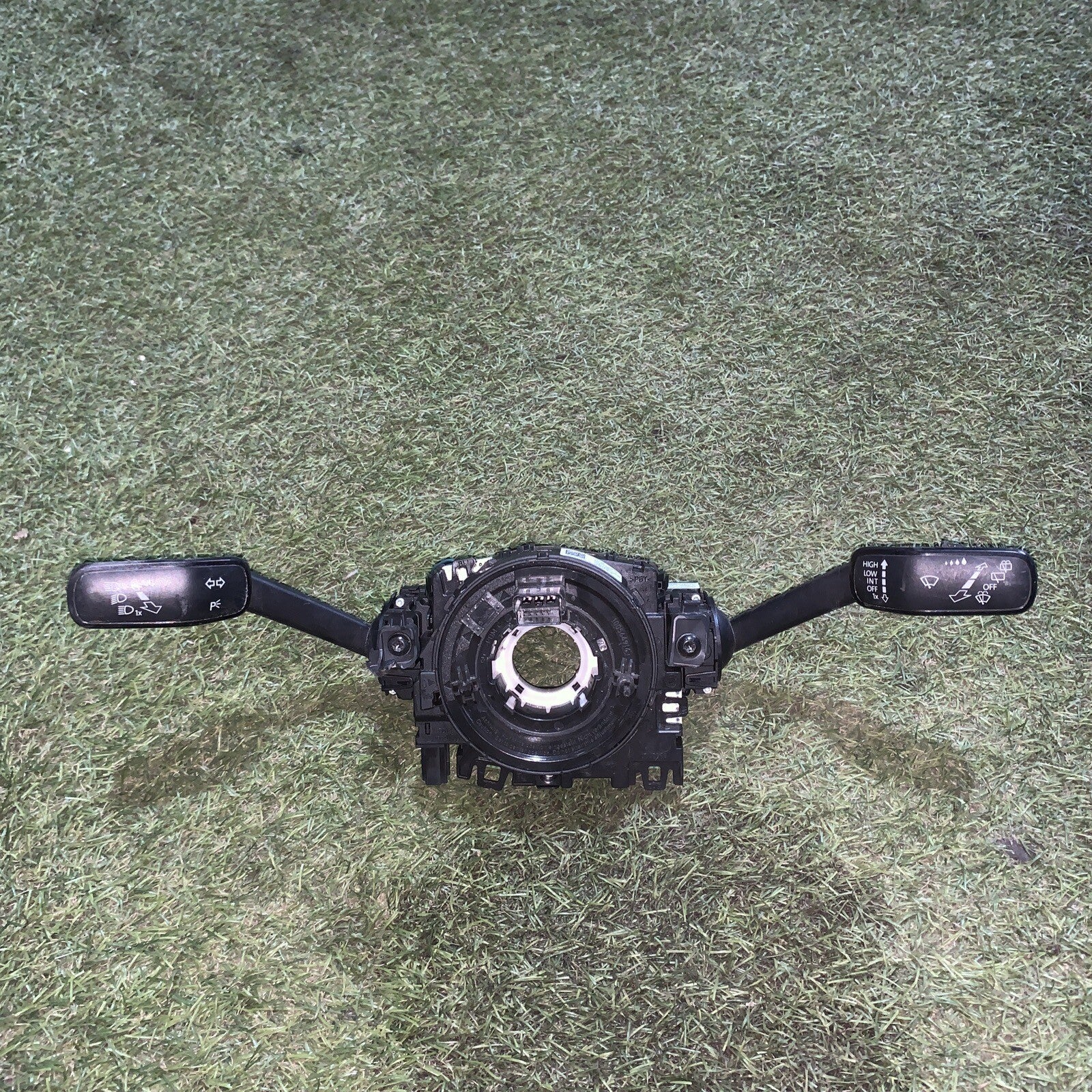 5Q0953507FT DEVIOLUCI VOLKSWAGEN Golf 7 Berlina (12) 1.6 Diesel (2017)