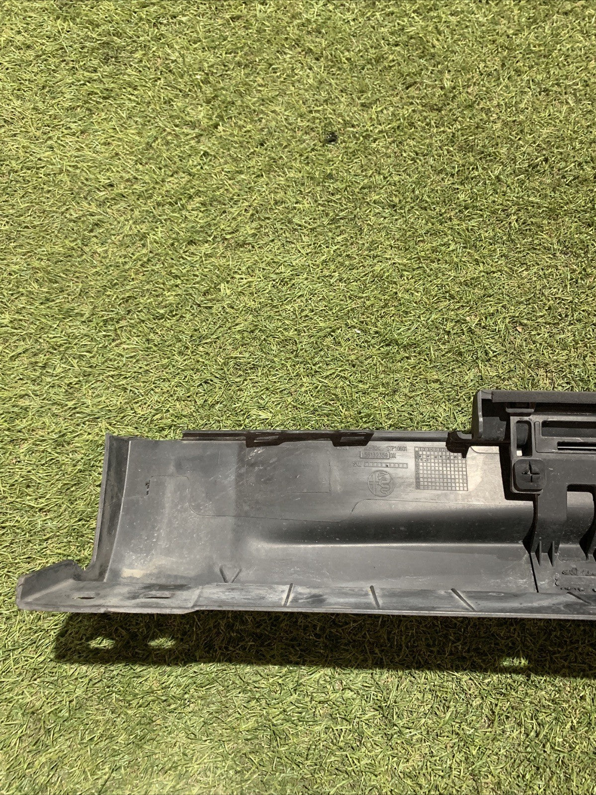 Fascia modanatura minigonna dx Alfa romeo stelvio 2022 ORIGINALE 156132359 (3)