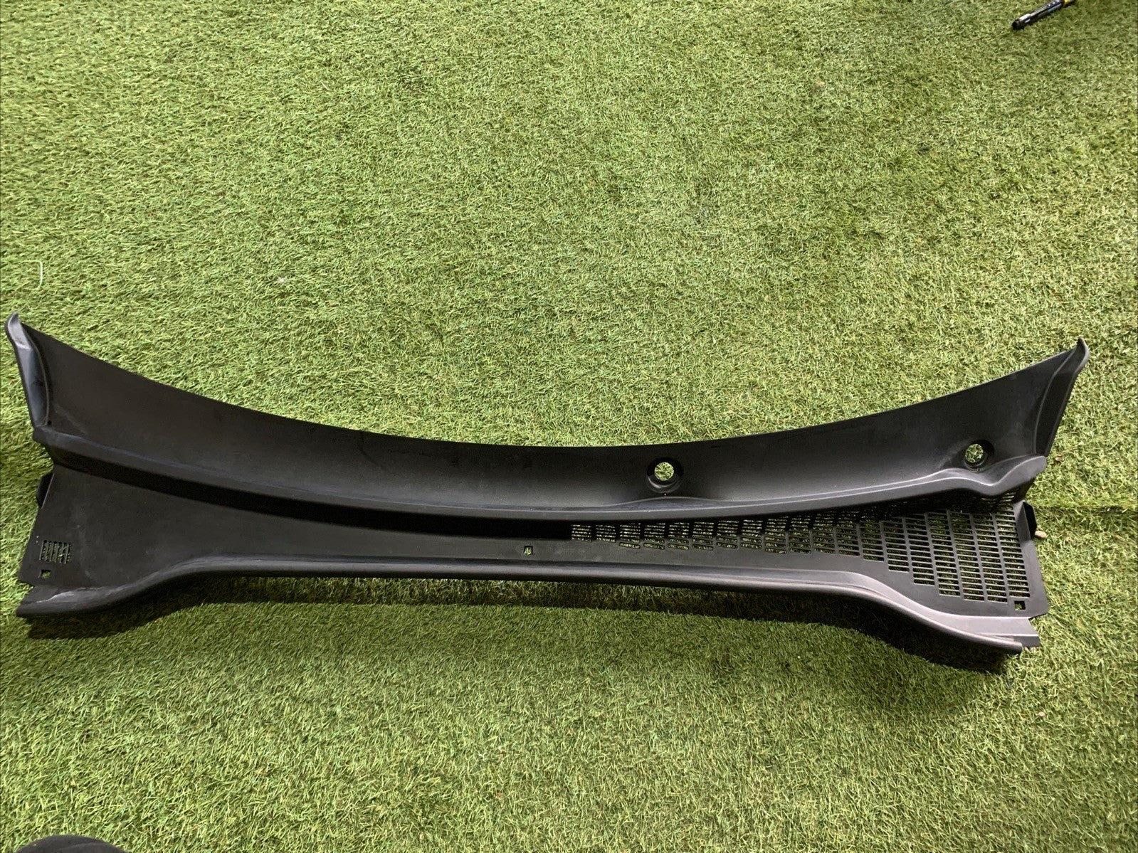 GRIGLIA GOCCIOLATOIO ANT. PER FIAT 500 L Serie (351_352) 2018 735521834