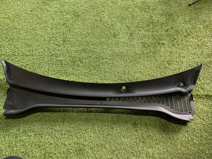 GRIGLIA GOCCIOLATOIO ANT. PER FIAT 500 L Serie (351_352) 2018 735521834