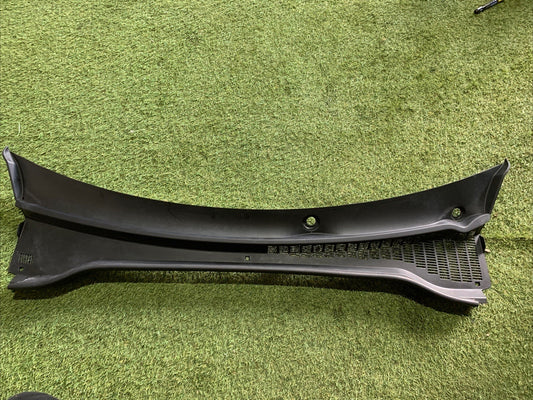 GRIGLIA GOCCIOLATOIO ANT. PER FIAT 500 L Serie (351_352) 2018 735521834