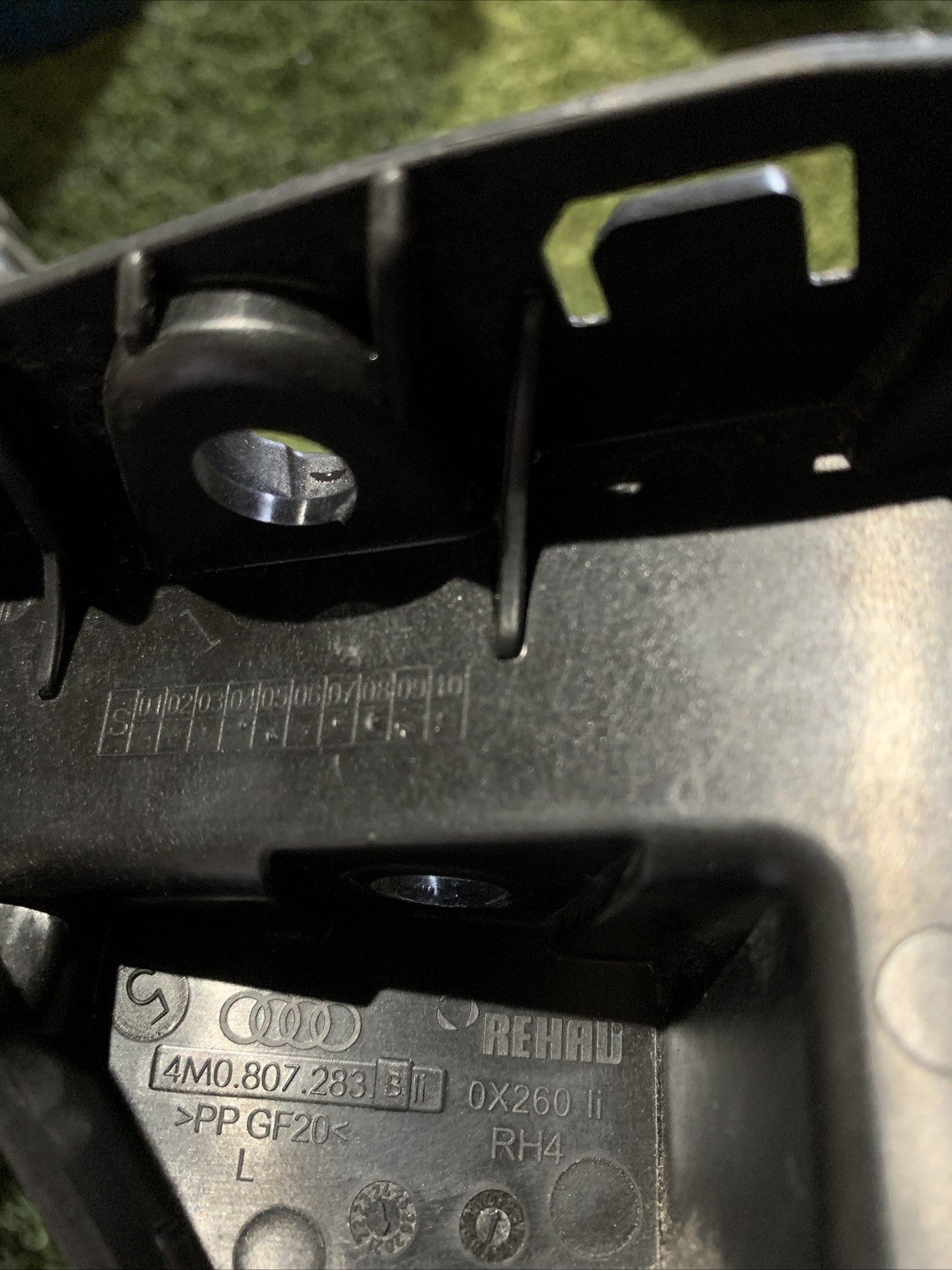 Staffa Paraurti Anteriore Sinistra Audi Q7 2016 4M0807283B