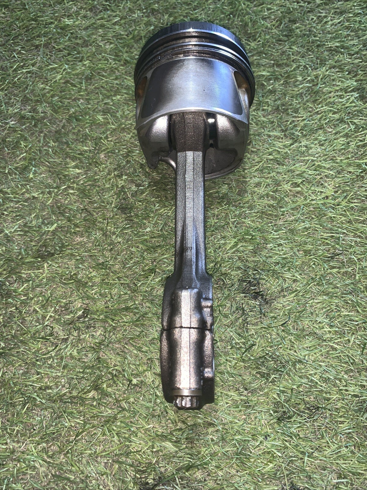 Pistone Motore Volkswagen Golf 7 2.0 GTD 184CV VWSL204LM (2)