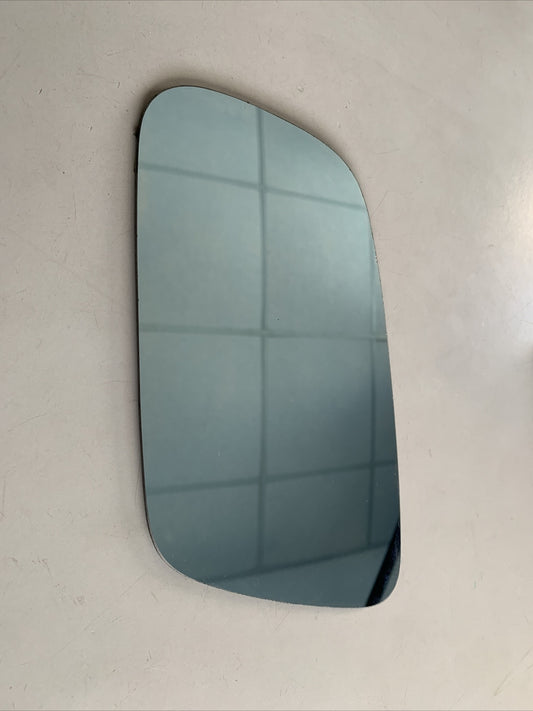 Vetro specchietto Audi A3 - A4 - A6 sinistro Dal 2001 azzurro curvo 916S