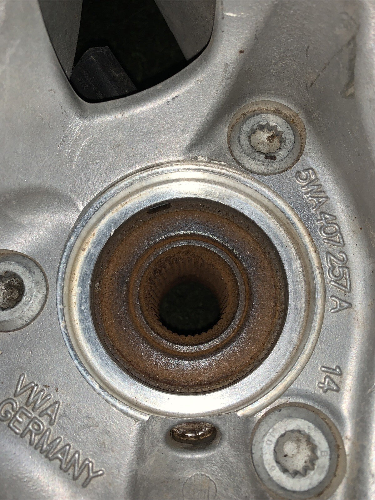 Mozzo Montante Fusello Anteriore Sinistro Volkswagen Golf 8 1.4 TSI 5WA407257A