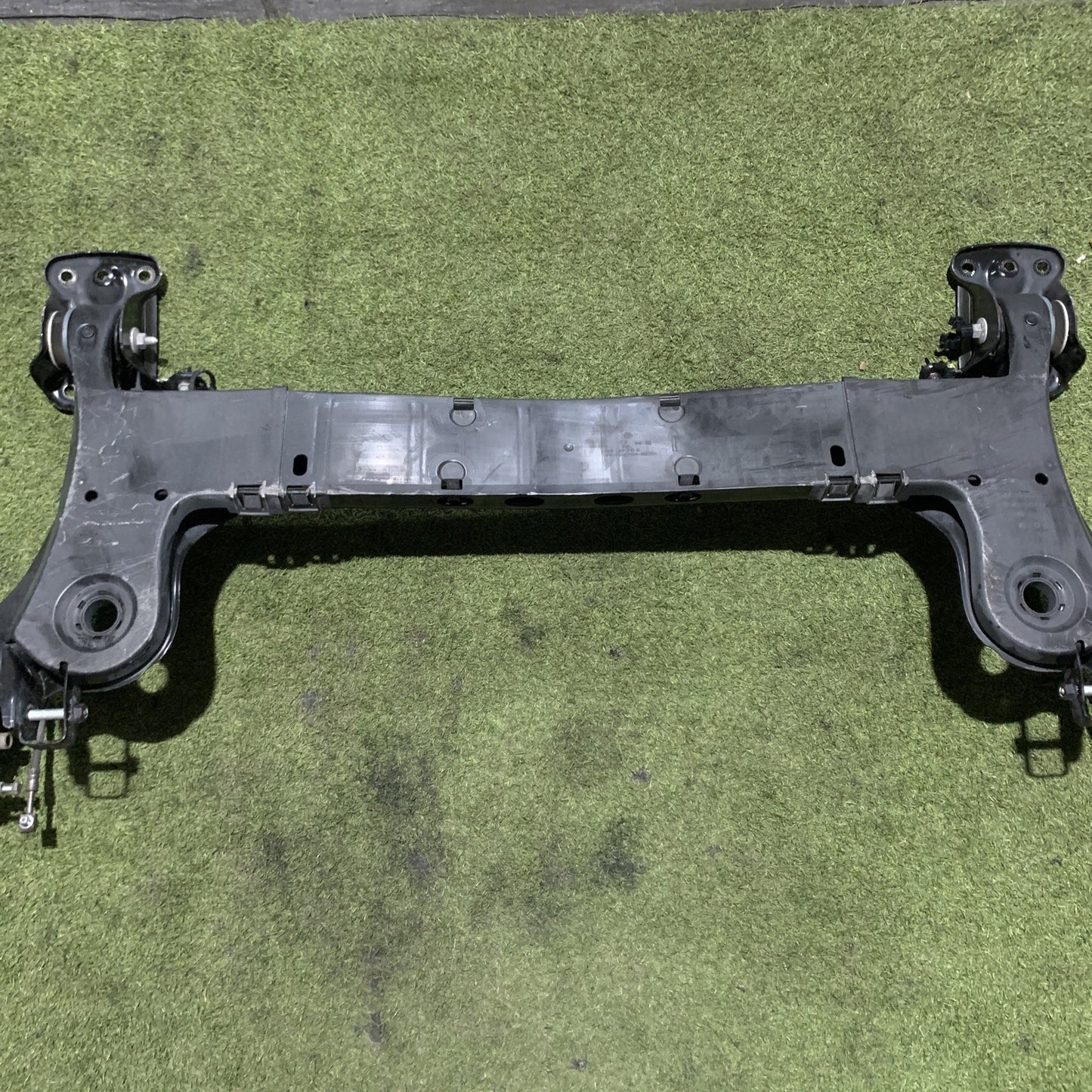 PONTE ASSALE POSTERIORE A DISCHI AUDI A1 2021 2Q0501053BP
