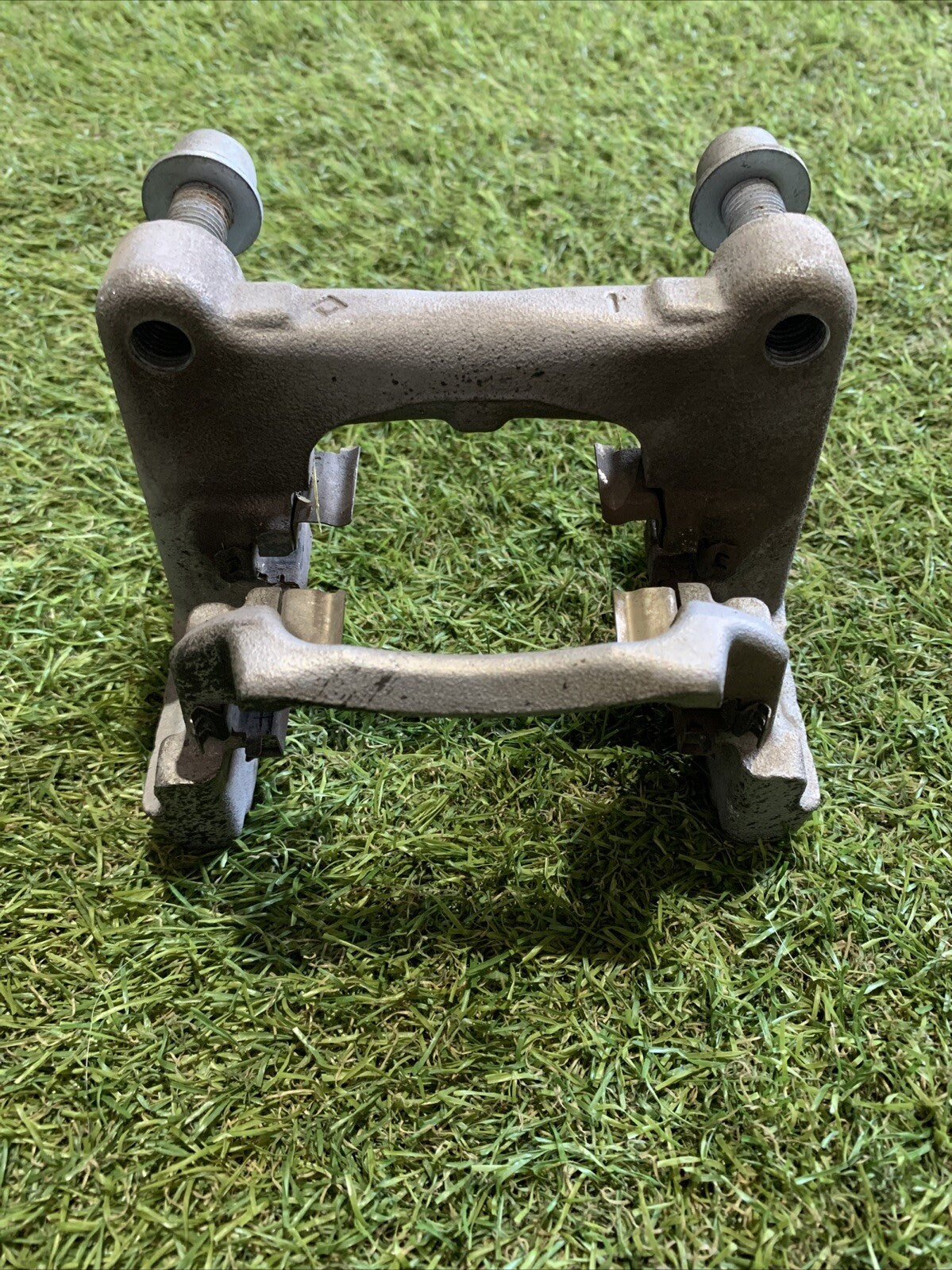 Porta Pinza Freno Posteriore Destra Peugeot 208 2022 1643574680