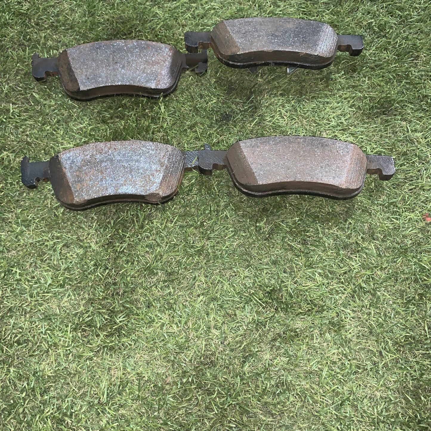 Dischi E Pasticche Posteriori Ford Fiesta 2019 1.0 Benzina Originali 