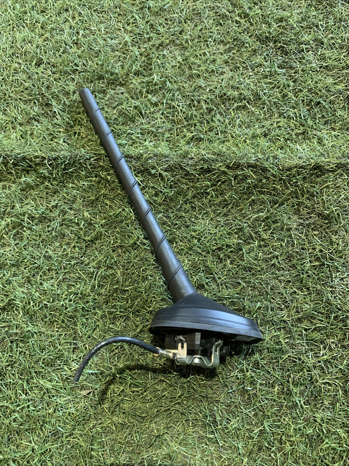 ANTENNA TETTO SKODA Fabia Berlina 3° Serie 6C0035501 (15 21)