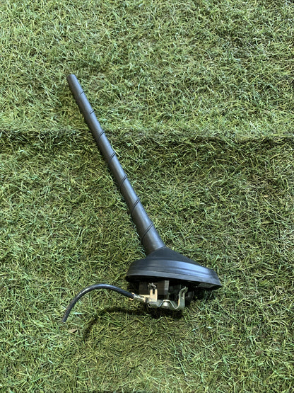ANTENNA TETTO SKODA Fabia Berlina 3° Serie 6C0035501 (15 21)