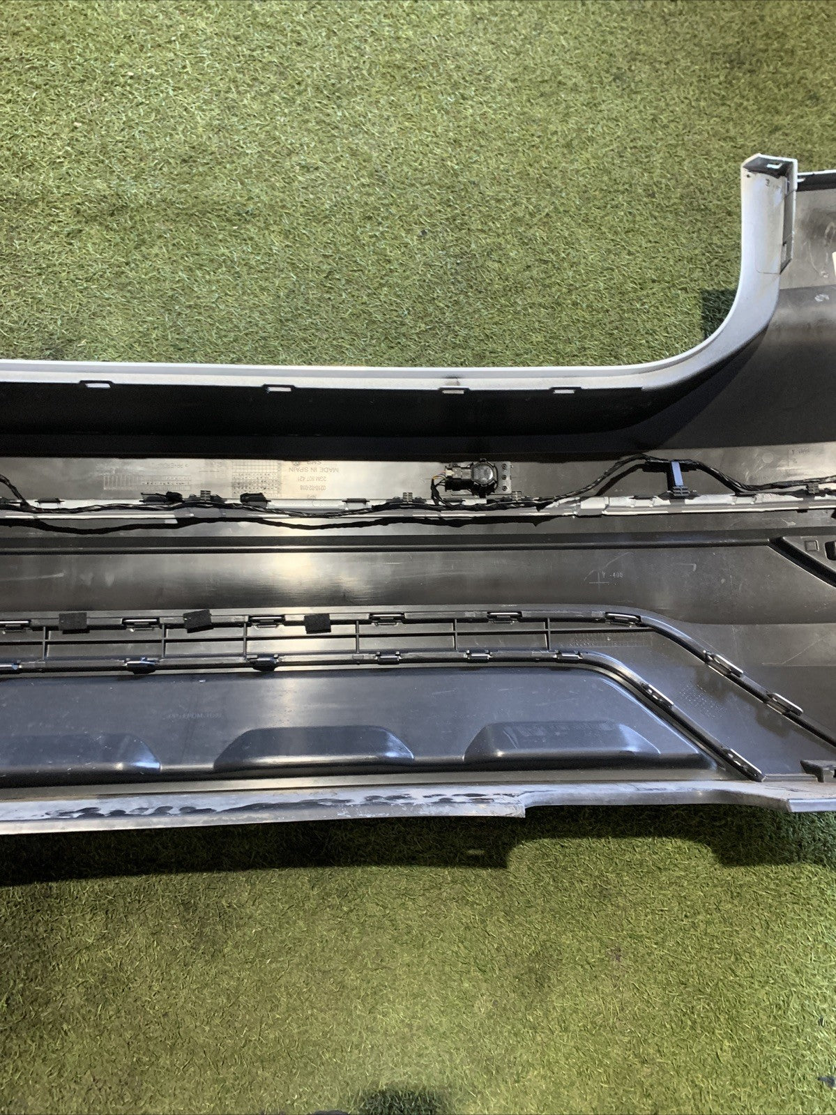 PARAURTI POSTERIORE COMPLETO VOLKSWAGEN T-CROSS  2019 IN POI CON SENSORI