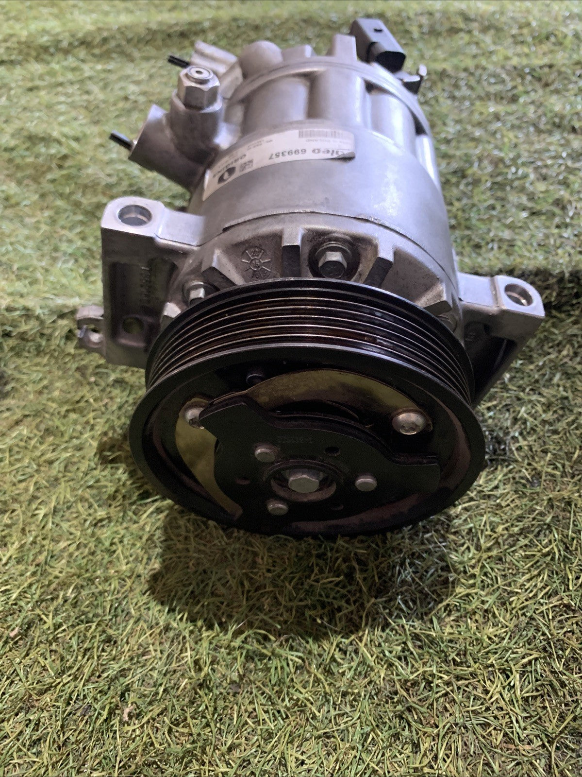 COMPRESSORE ARIA CONDIZIONATA VOLKSWAGEN GOLF 5 1.9 Diesel 699357