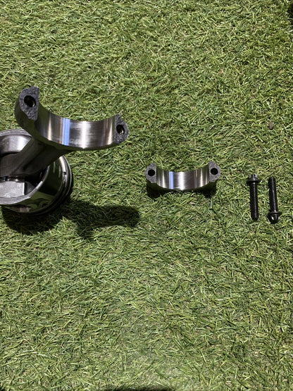 Pistone Motore Peugeot 2008 1.6 Diesel 9H05 1607373680 (1)