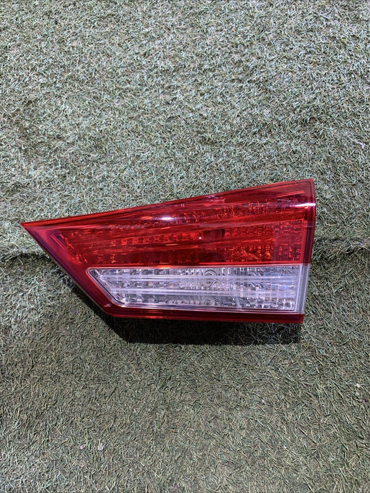 FANALE STOP POSTERIORE DESTRO INTERNO HYUNDAI iX20 Serie 92404-1K0 (10 19)