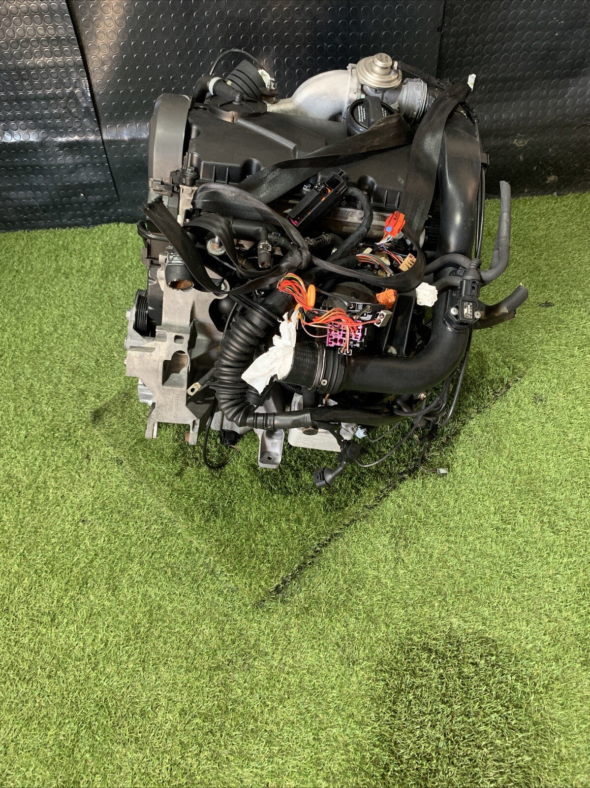 Motore Completo Volkswagen Passat 2004 1.9 Diesel AWX