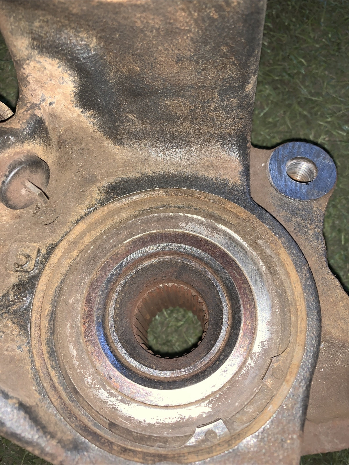 Mozzo montante fusello Anteriore Sinistro  citroen berlingo 1 serie 1.9