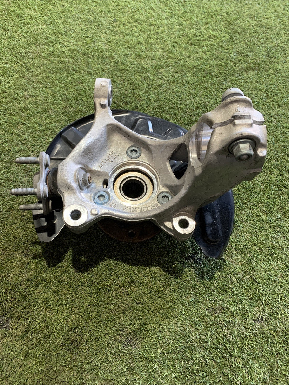 Mozzo Montante Fusello Anteriore Sinistro Audi Q2 2018 5Q0407257A