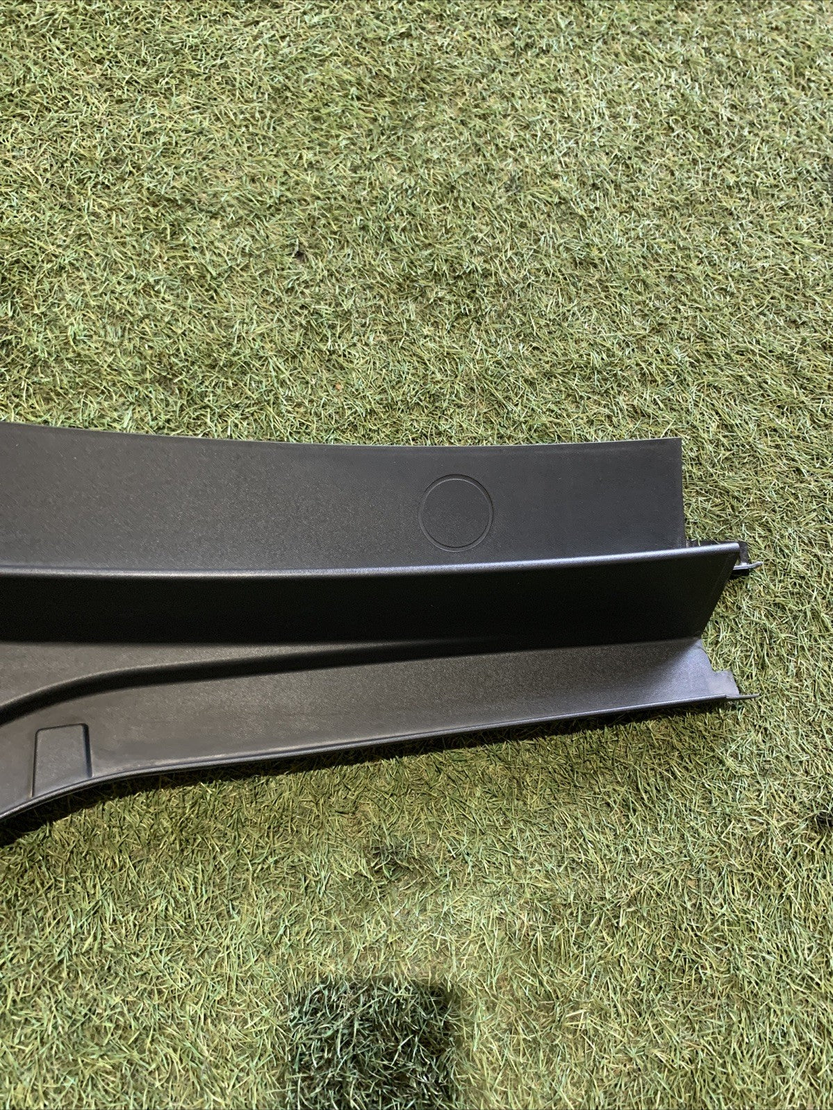 Griglia Gocciolatoio Parte Destra Volkswagen T-Roc 2023 2GA819404