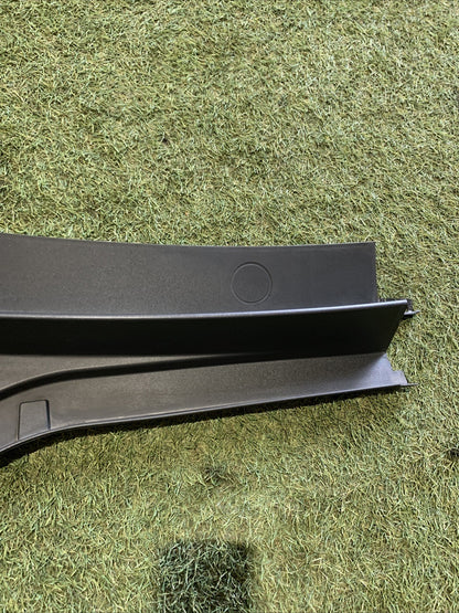 Griglia Gocciolatoio Parte Destra Volkswagen T-Roc 2023 2GA819404