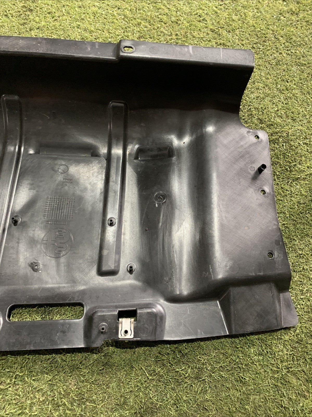 50536526 RIPARO INFERIORE PARAURTI POSTERIORE ALFA ROMEO GIULIA 2 (952)(2016  )