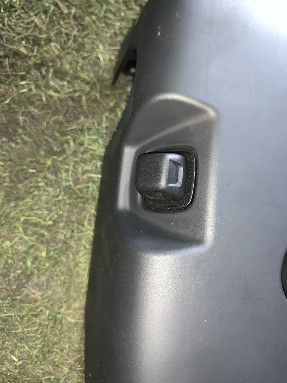 Rivestimento Piantone Sterzo Inferiore Con Pulsante Audi Q7 2016 4M0953516A