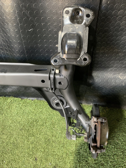 Ponte Assale Posteriore Volkswagen Golf 7 1.6 5Q0501049BJ (2)