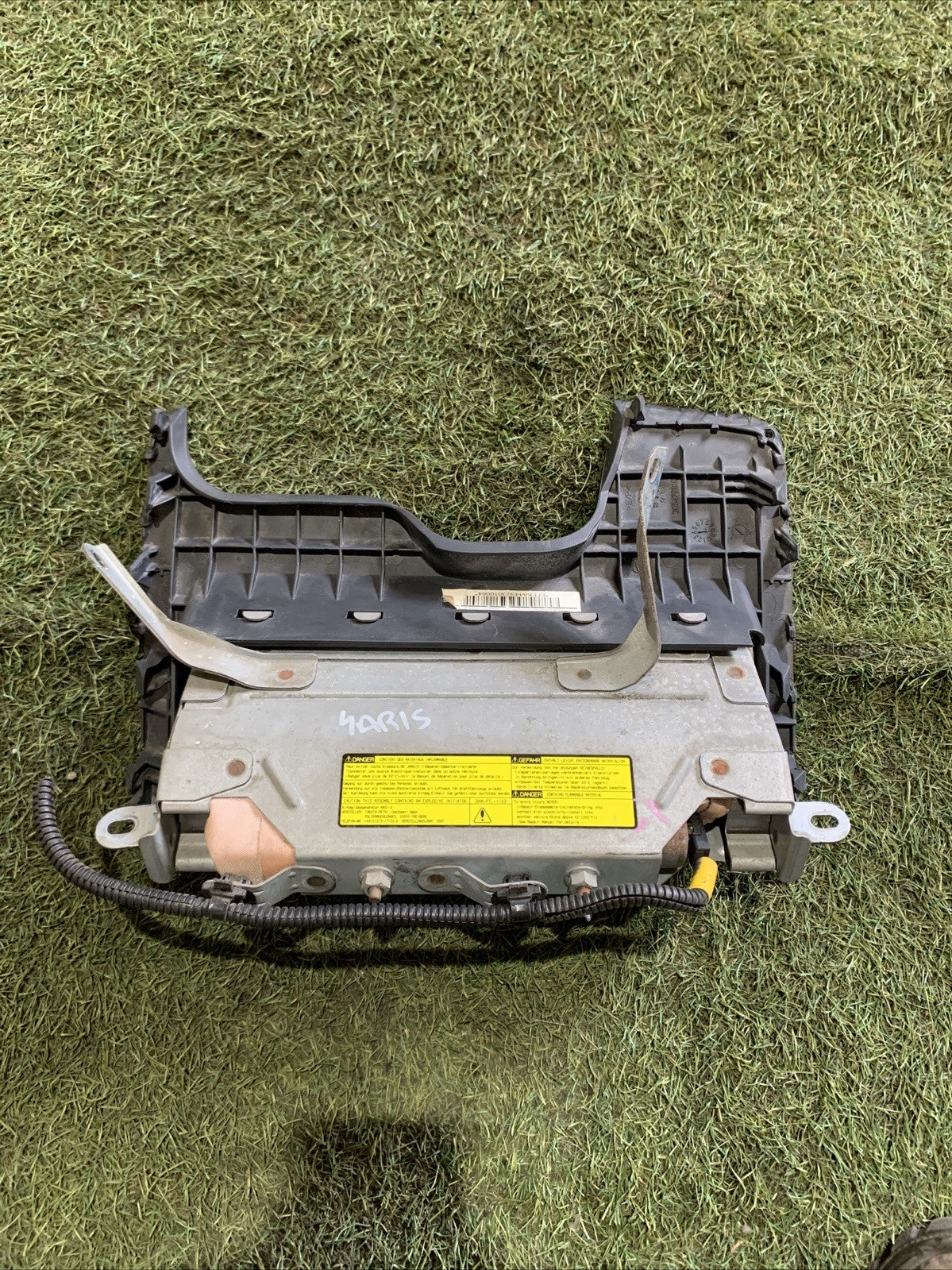 AIRBAG GINOCCHIA TOYOTA YARIS 739000D010B0