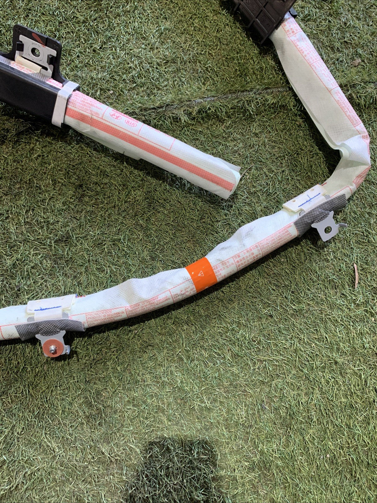 AIRBAG A TENDINA DESTRO DX PER HYUNDAI Tucson serie 85020D7000 2019