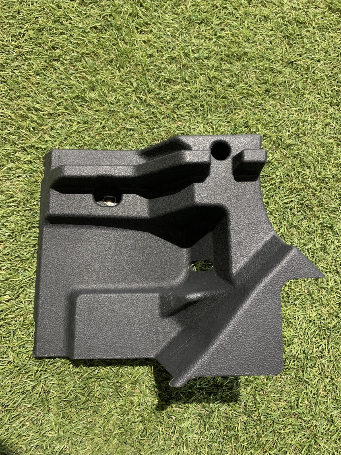 2GM858831 Staffa Di Supporto Ripiano Portaoggetti Lato Sx Per Volkswagen T-Cross