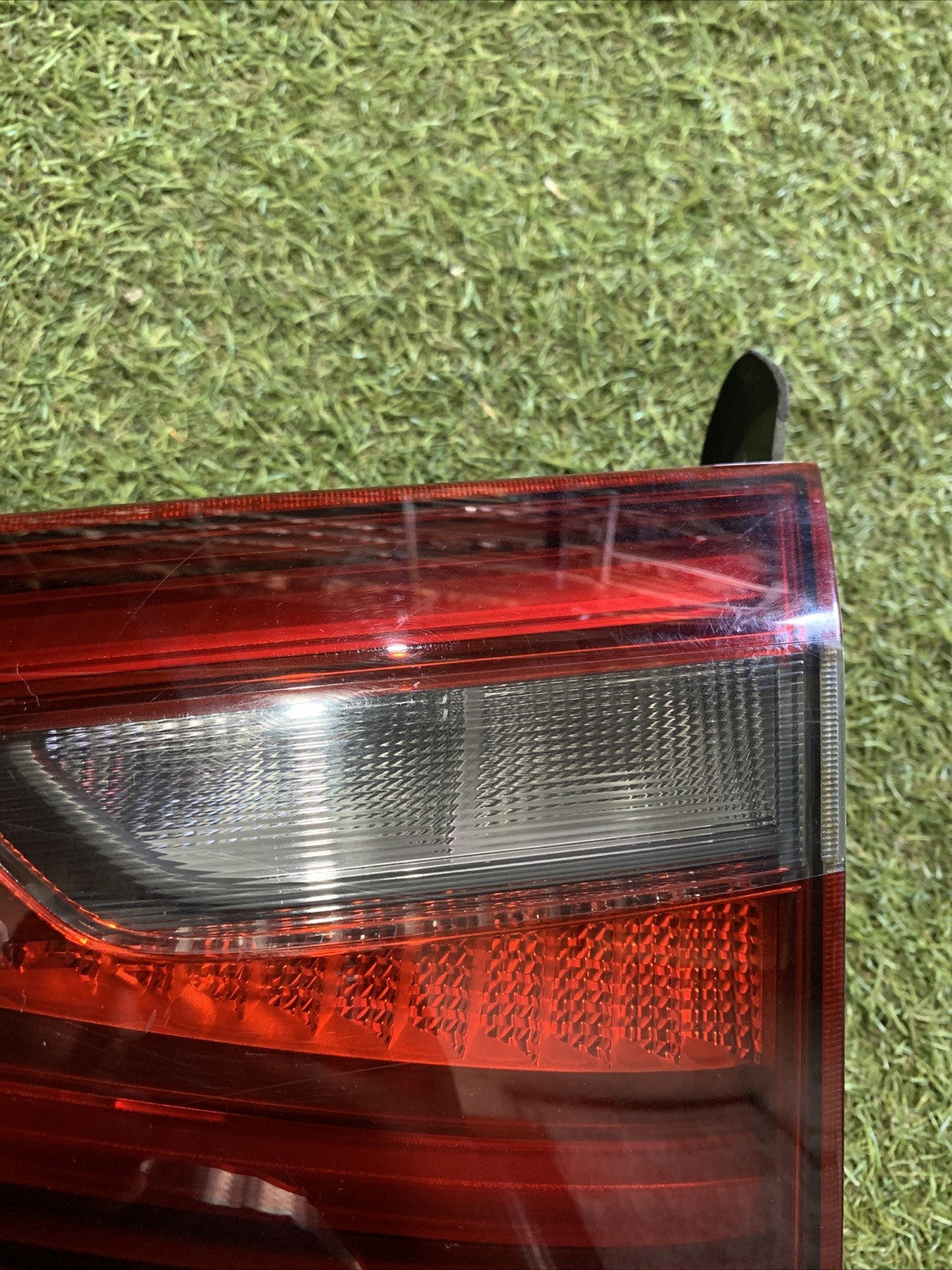 fanale stop posteriore Destro Interno Alfa Romeo Stelvio 00505531800 (2)