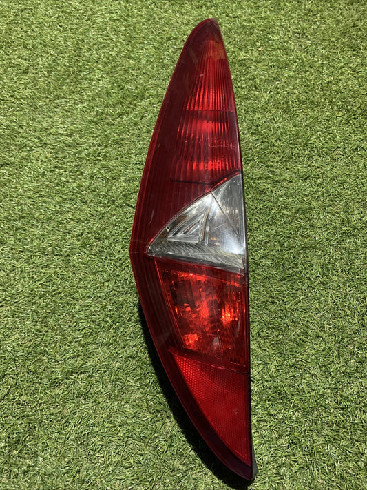 Fanale Stop Posteriore SX Fiat Punto 3 Porte dal 2003 al 2011 Cod 5172147