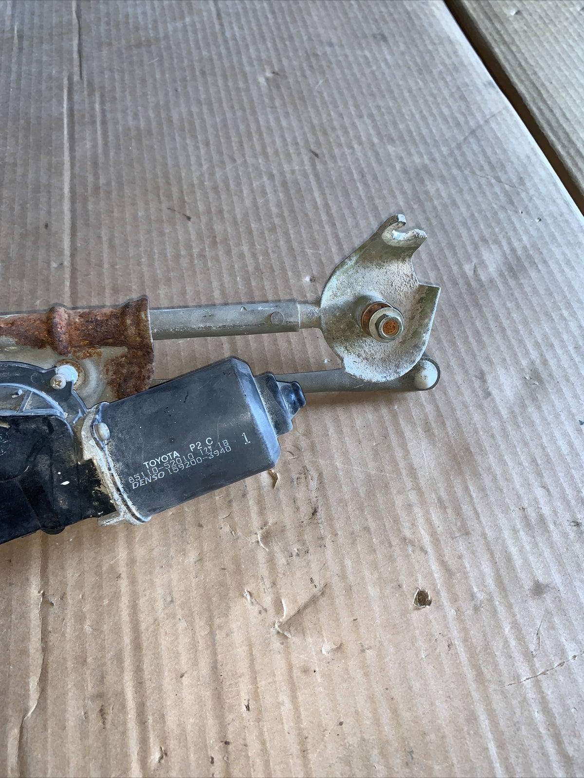 Motorino tergicristallo TOYOTA YARIS 8511052010 (2004)