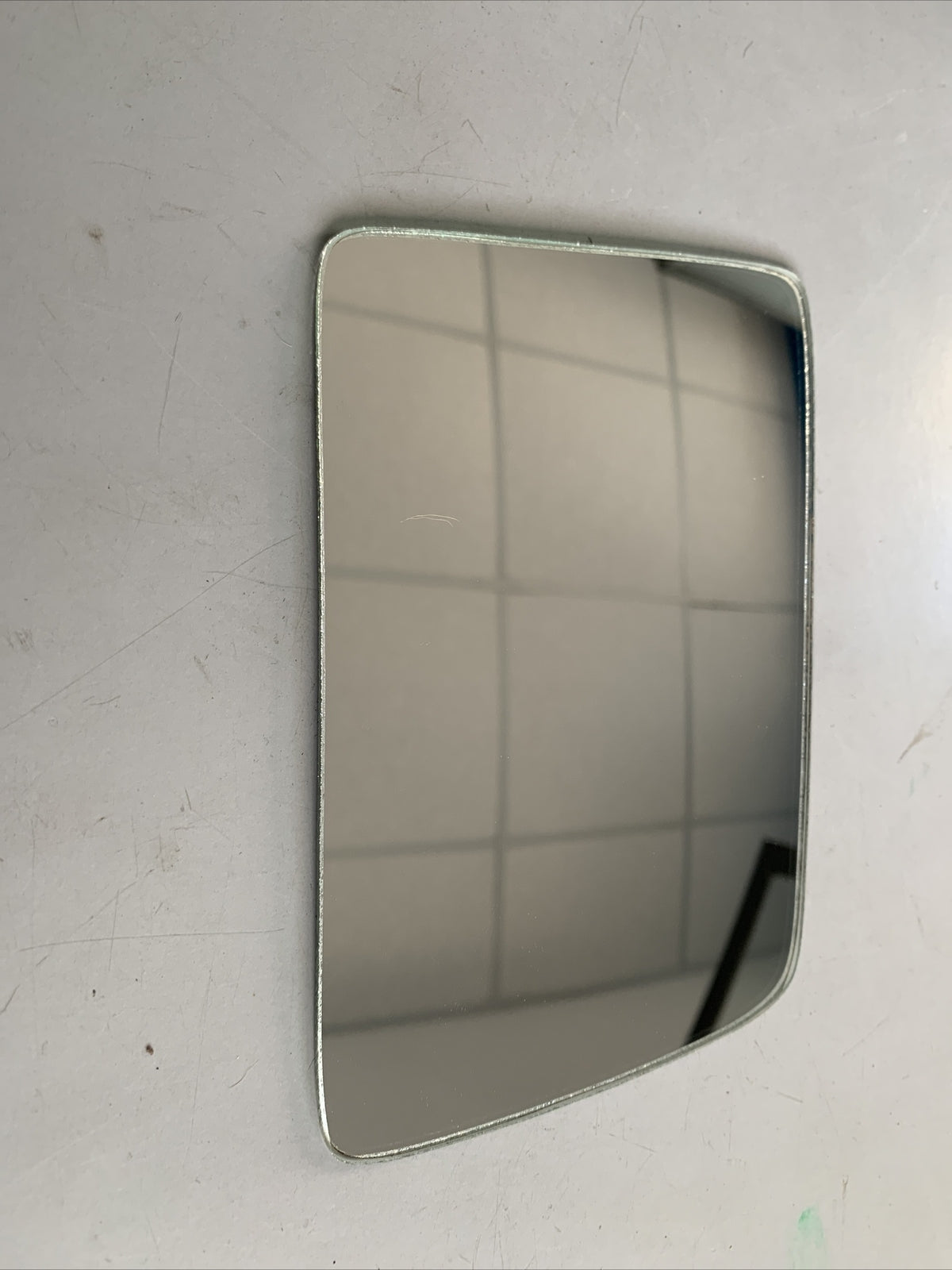 vetro specchietto destro opel corsa 1992