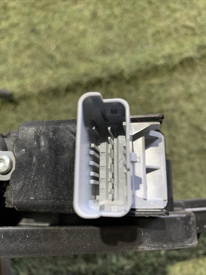 Motorino Alzavetro Anteriore Sinistro Opel Corsa F 9829043780