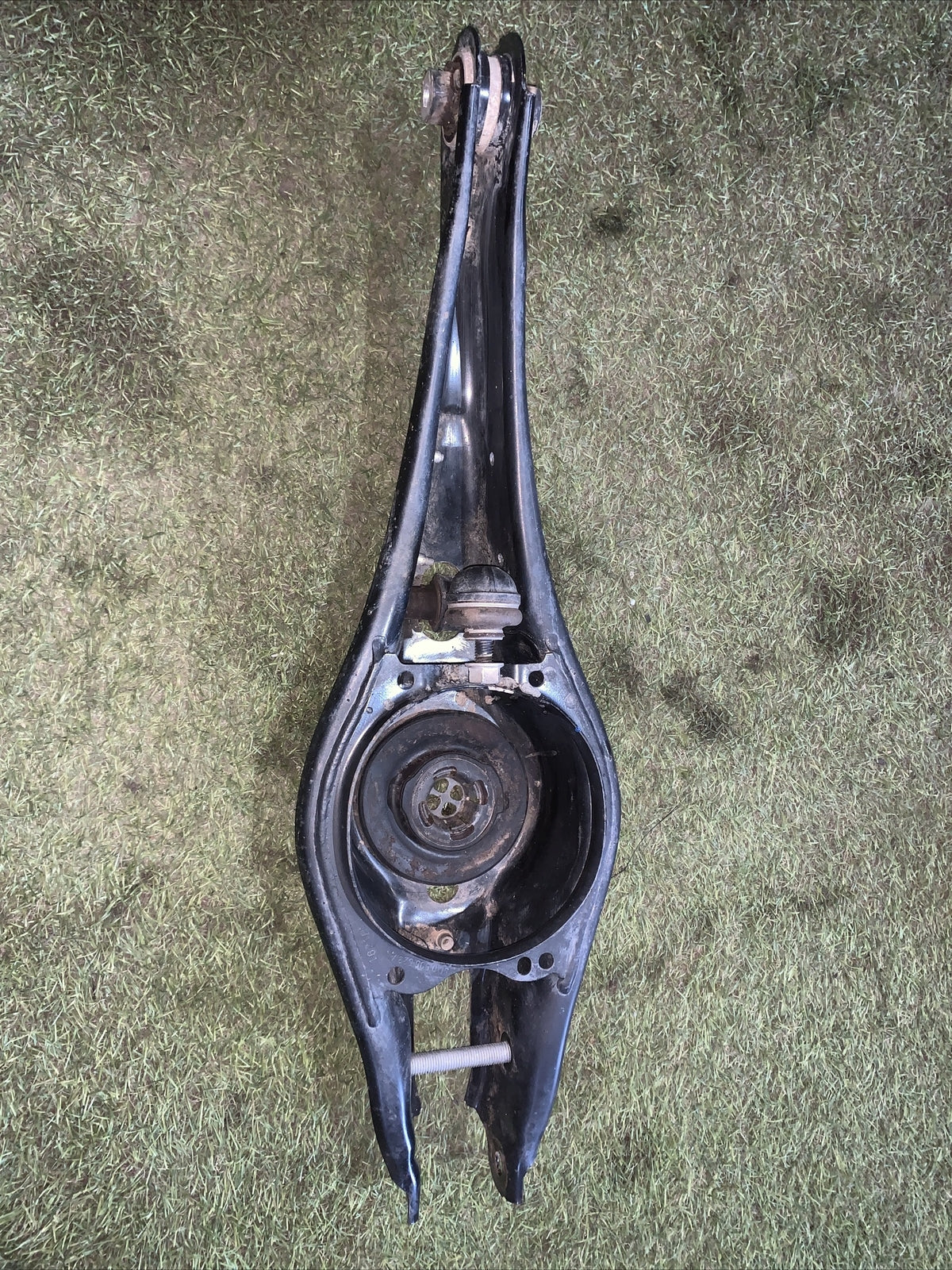 3Q0505311G BRACCIO OSCILLANTE POSTERIORE INFERIORE SINISTRO AUDÌ Q3 2019