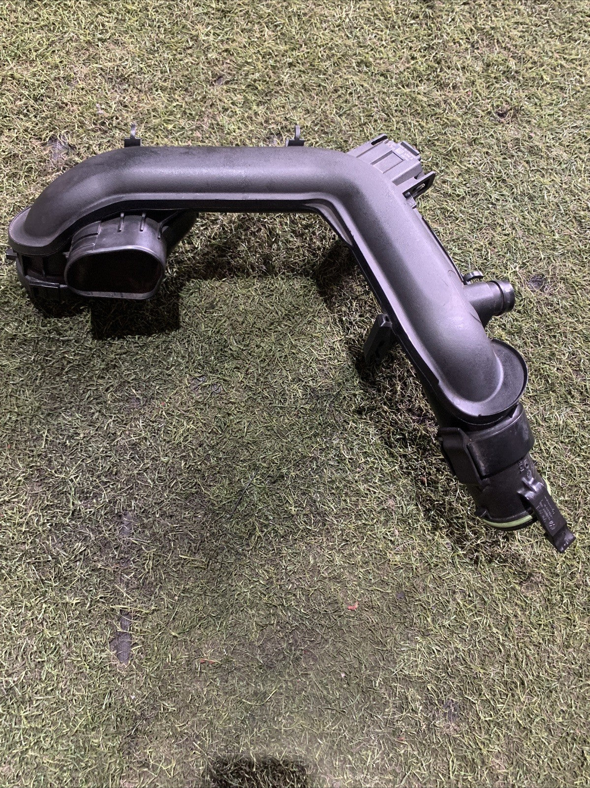 Tubo Aspirazione Filtro Aria Volkswagen Polo 2024 1.0 Benzina 04C145673