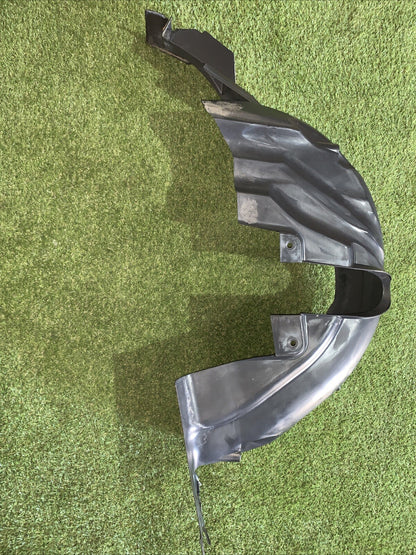 PASSARUOTA POSTERIORE DESTRO RENAULT Captur Serie 767485416R (13>)