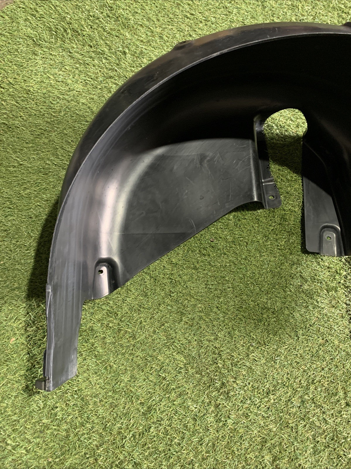 PASSARUOTA POST SINISTRA PER VOLKSWAGEN T-CROSS Serie 2GM810971E (19 )