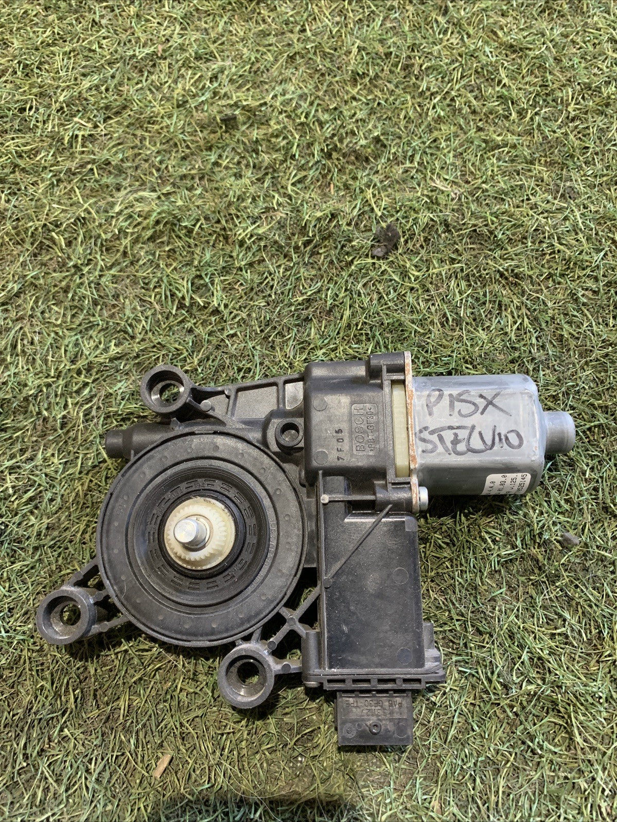 MOTORINO ALZAVETRO POSTERIORE SINISTRO PER ALFA ROMEO Stelvio 0130822071