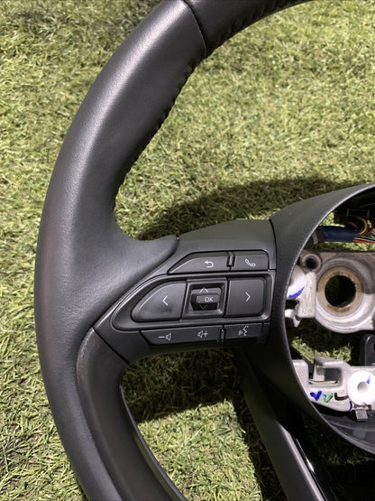 VOLANTE CON COMANDI TOYOTA YARIS (XP210) 2022 45100K0110