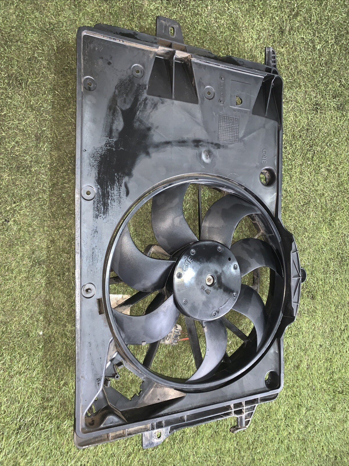 8240391 ELETTROVENTOLA OPEL MERIVA (A) 1.6 B (2003 2010)