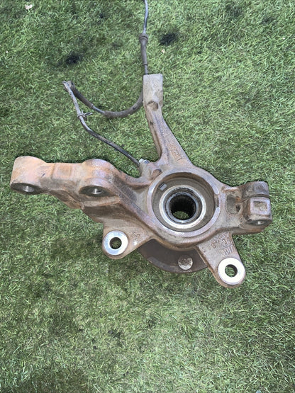 8V51-3K170-DA MOZZO MONTANTE ANTERIORE DESTRO FORD FIESTA 2011 1.4 Diesel