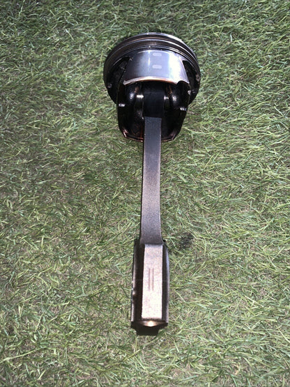 Pistone Motore Ford Fiesta 2019 1.0 Benzina Aspirato (2)