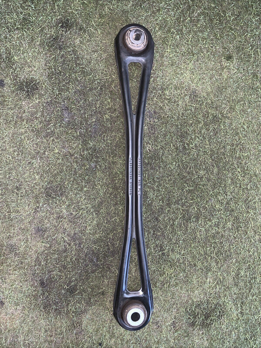 Braccio oscillante posteriore inferiore destro Audi Q7 2006 3.0D 7L8501529A