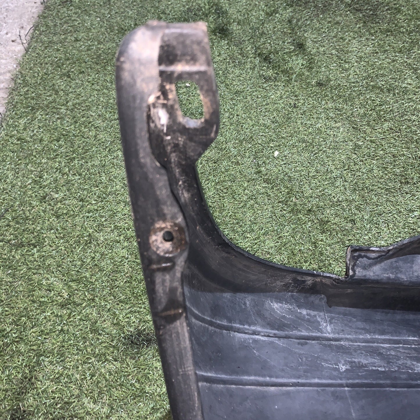 69374 Paraurti Posteriore Fiat Punto dal 1993 al 1999 Cod 1825672