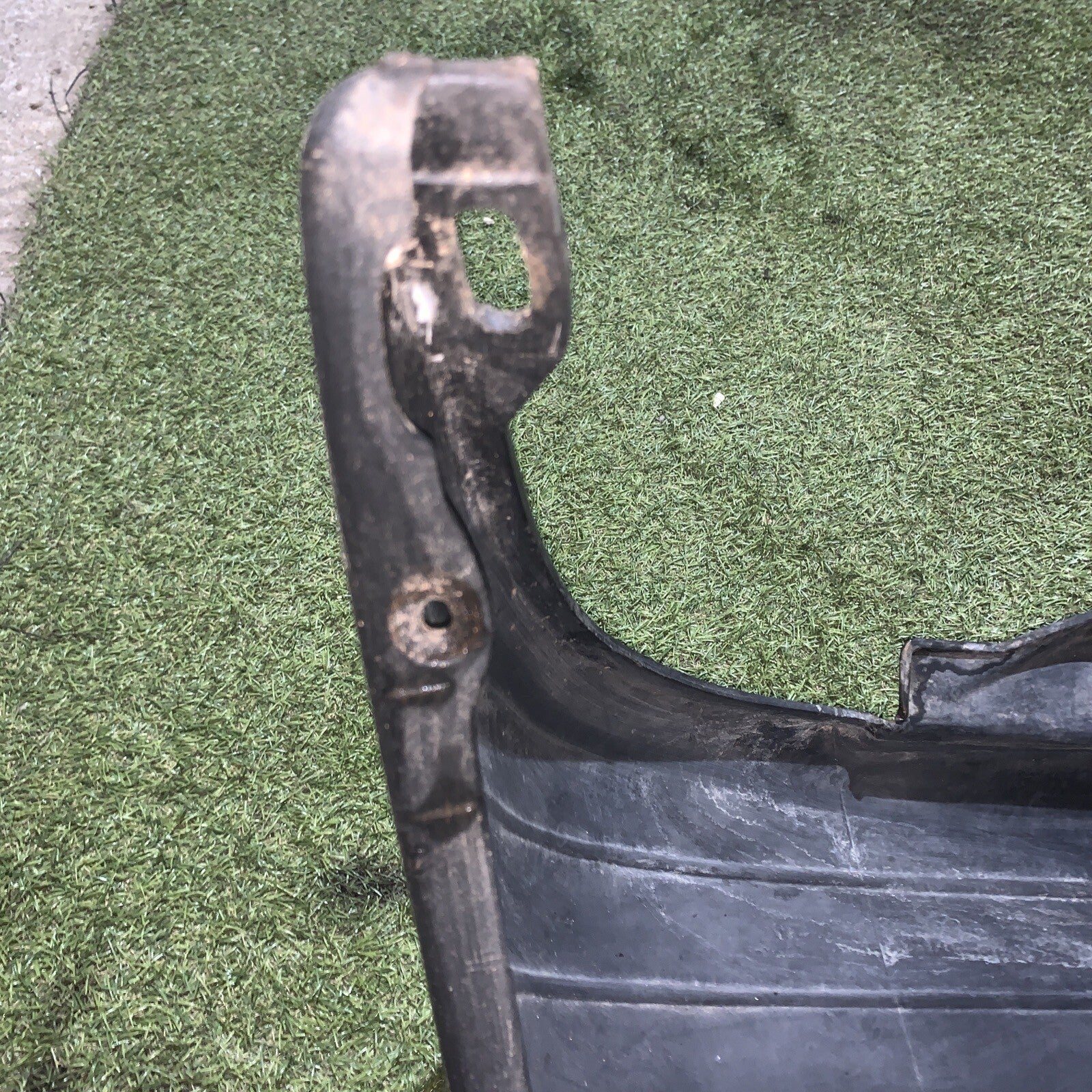 69374 Paraurti Posteriore Fiat Punto dal 1993 al 1999 Cod 1825672